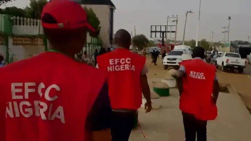 Five suspected internet fraudsters arrested in Abuja