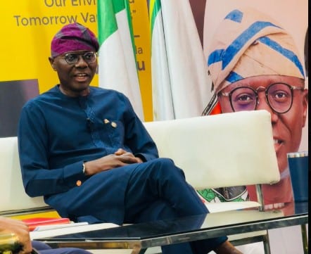 Lagos govt. signs MoU with FG, Chinese company on Green Line Rail project